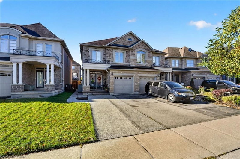 58 Summerberry Way photo 2