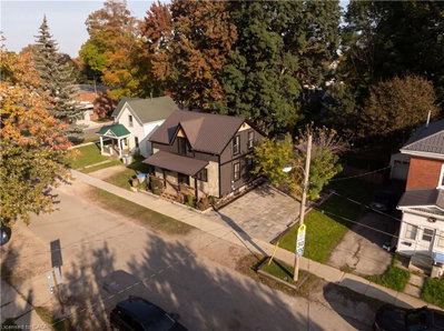 380 Livingstone Avenue