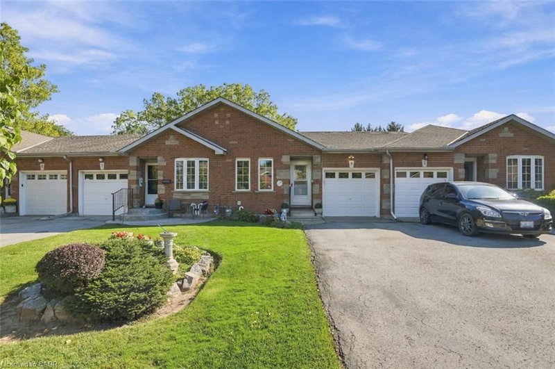 9 Kinsman Court S photo 4