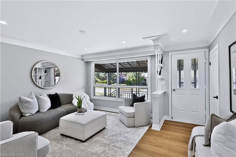 38 Deerhurst Road photo 4