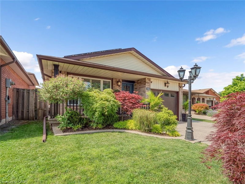 16 Juniper Drive photo 4