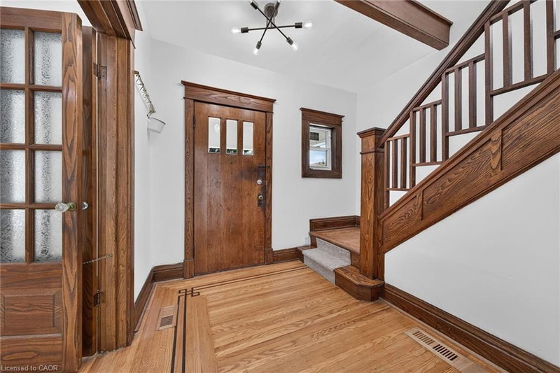 229 Park Row S photo 3