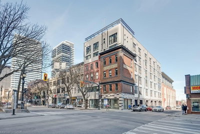 605 - 121 King Street E