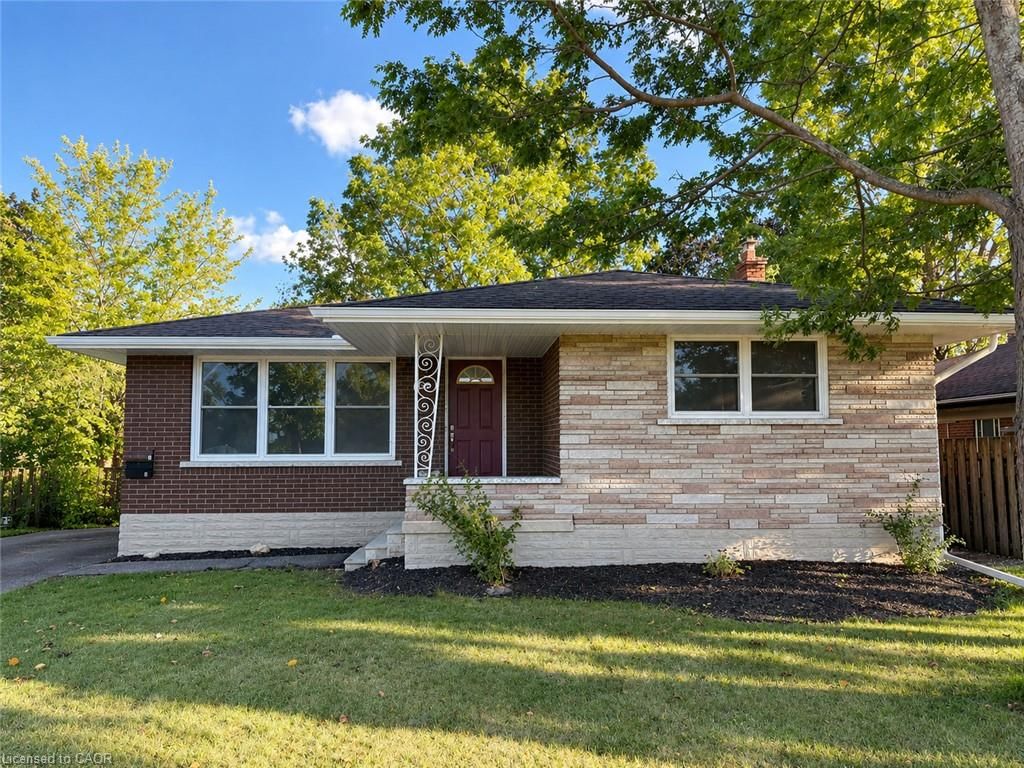 Main Floor - 131 Kinzie Avenue, Kitchener 2