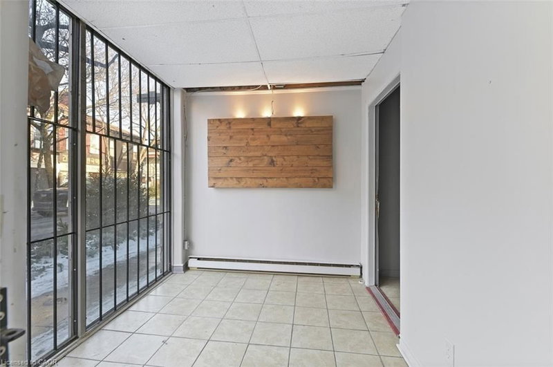 238-242 King Street E photo 2