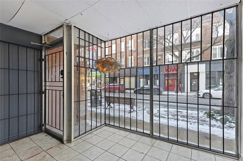 238-242 King Street E photo 3