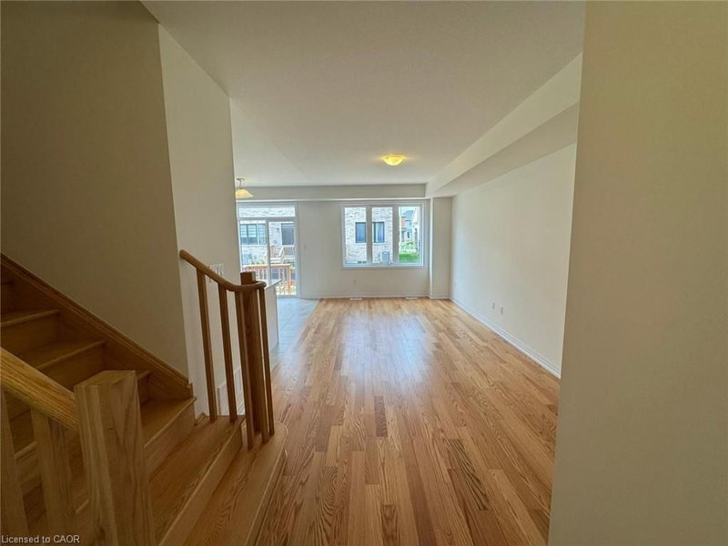 19 Lemon Avenue photo 2