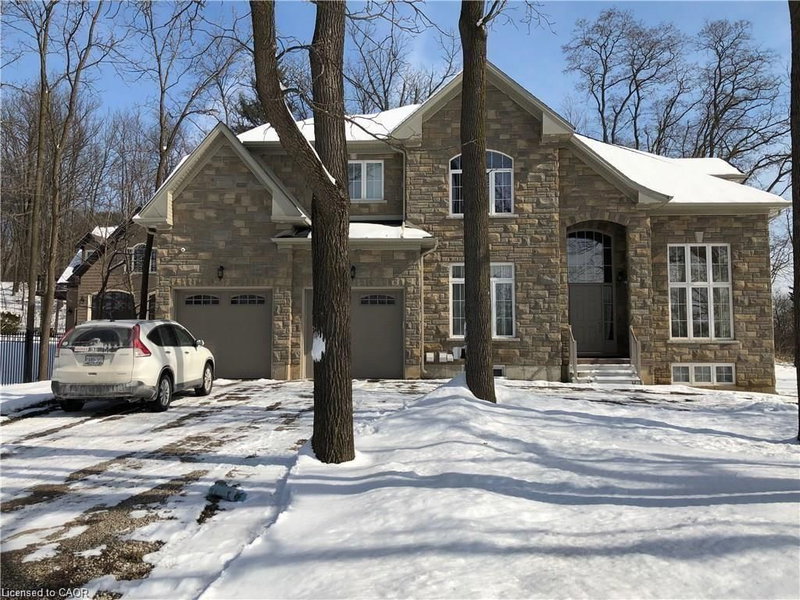 523 Hamilton Drive photo 1