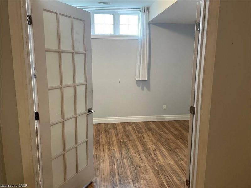 523 Hamilton Drive photo 5