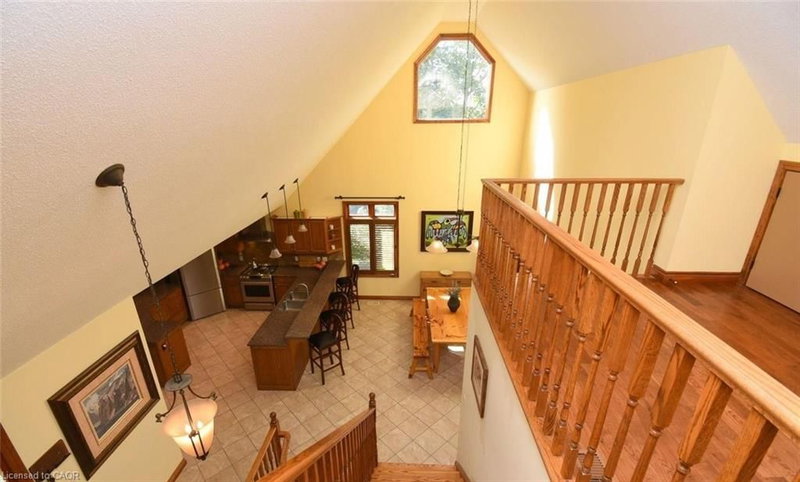 635 Millgrove Side Road