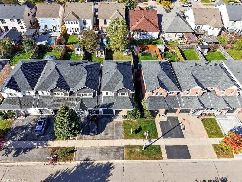 32 Primeau Avenue photo 4