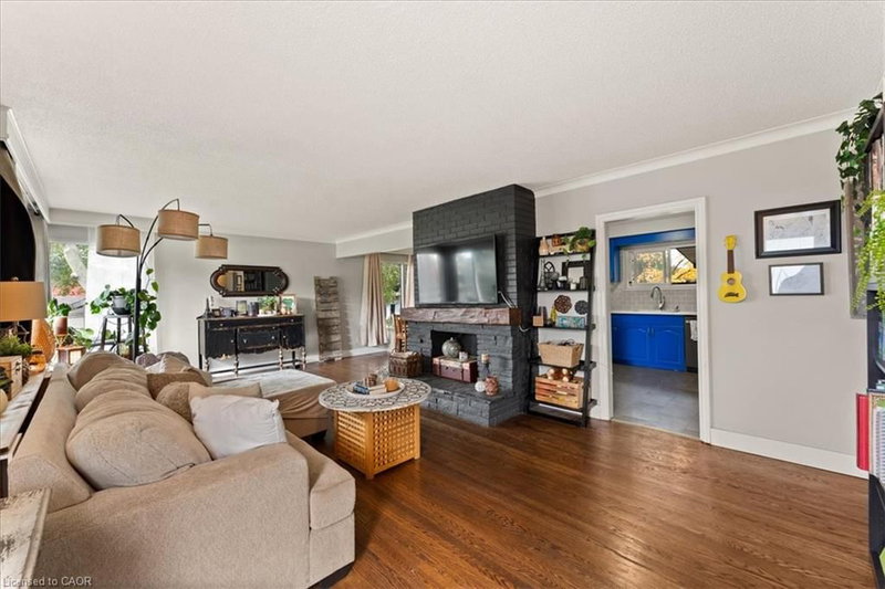 154 Paris Road photo 5