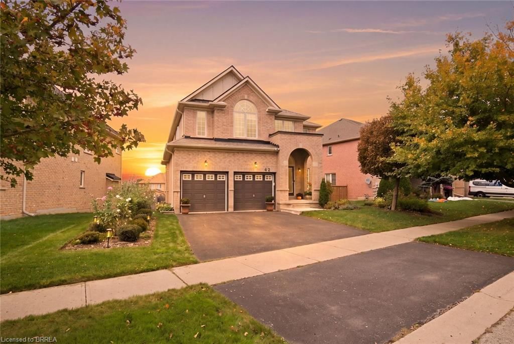 Single Family Residence for sale at 42 Stephenson Road, Brantford, ON, N3S 0B2 - Cainsville/Brookfield - MLS: 40870612