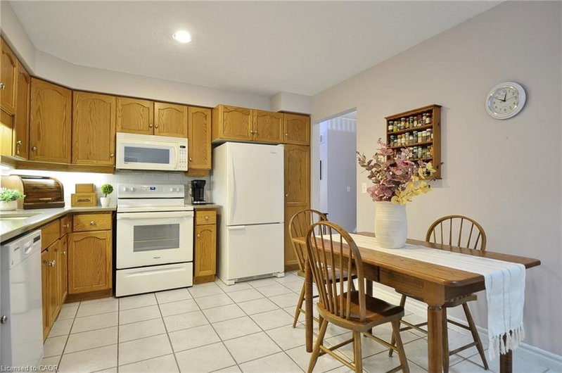 6 Terraview Crescent photo 4