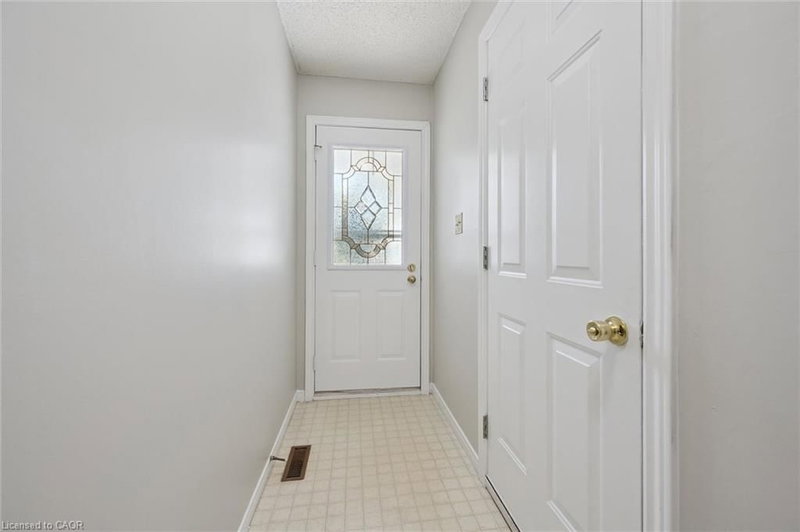 512 Thorndale Drive photo 5