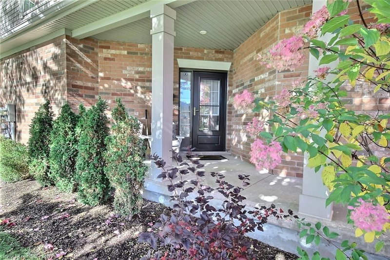 755 Willow Road photo 2