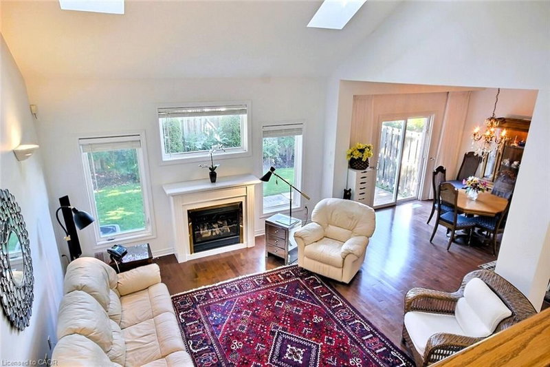 755 Willow Road photo 3