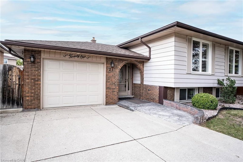 21 Green Forest Drive