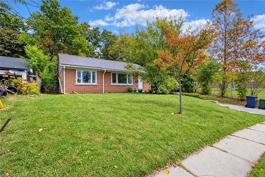 Single Family Residence for sale at 15 Dumbarton Street, Guelph, ON, N1E 3T4 - Riverside Park - MLS: 40870987