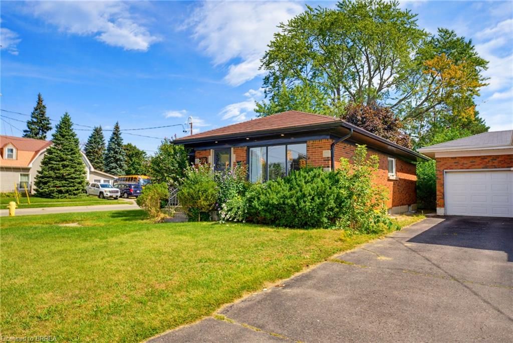 Single Family Residence for sale at 177 North Park Street, Brantford, ON, N3R 4K7 - North Park/Wood St. - MLS: 40871010