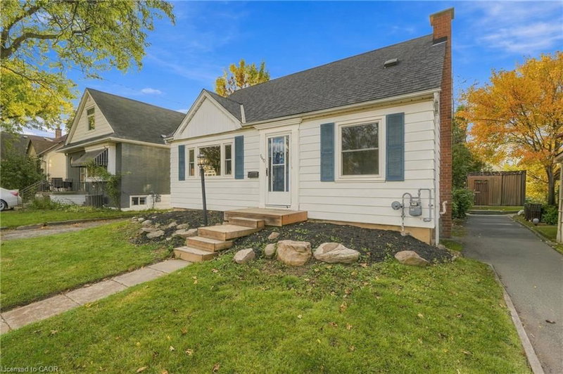 140 Auburn Avenue photo 3