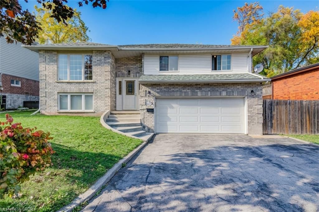 Single Family Residence for sale at 172 Taylor Avenue, Cambridge, ON, N1R 8H9 - Glenview, Lincoln, Oak - MLS: 40871082