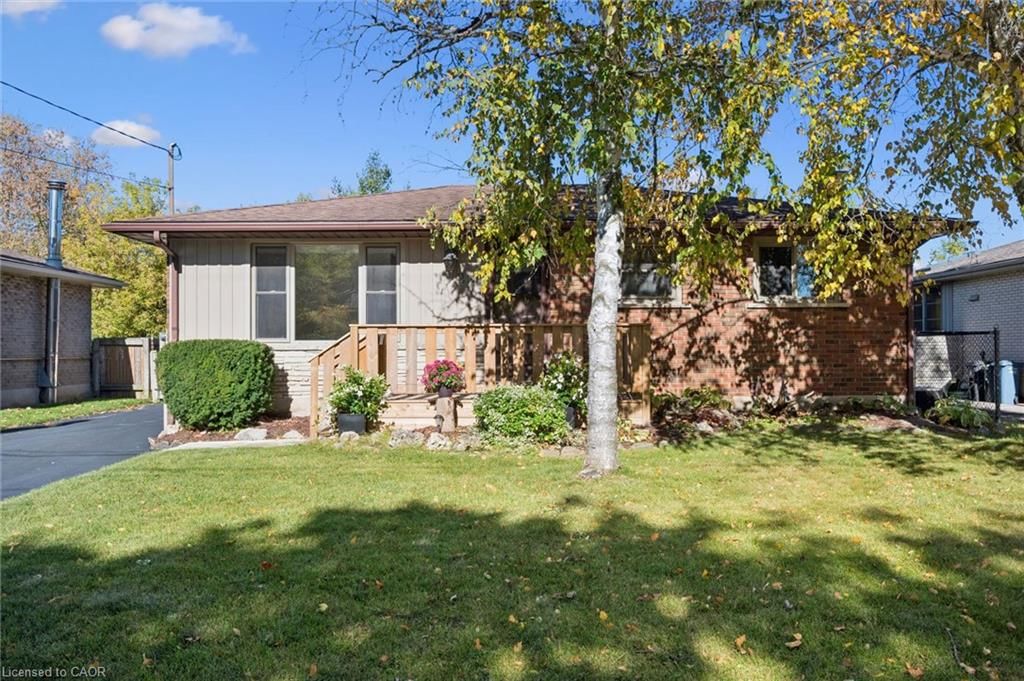 Single Family Residence for sale at 22 Carter Drive, Guelph, ON, N1E 1X7 - Grange Road - MLS: 40871167