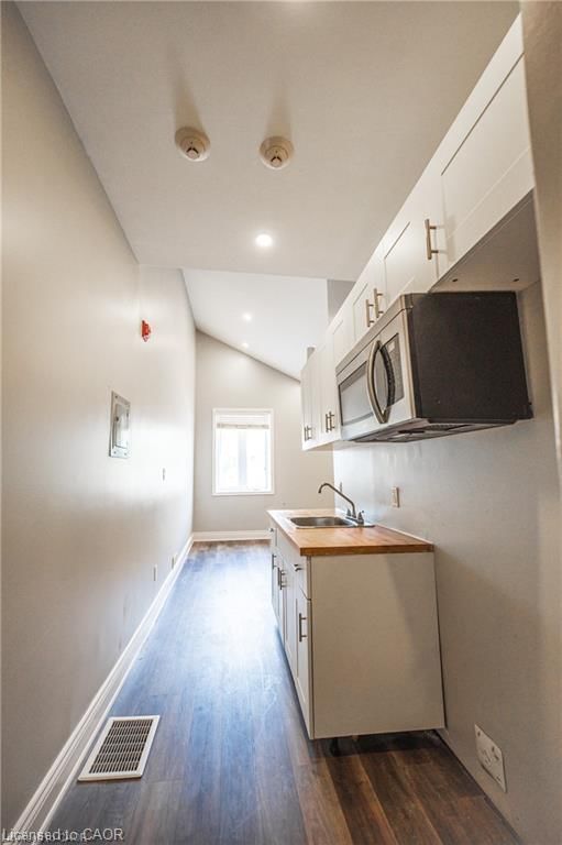 2 - 70 Victoria Avenue S