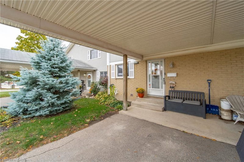 255 Northlake Drive photo 2