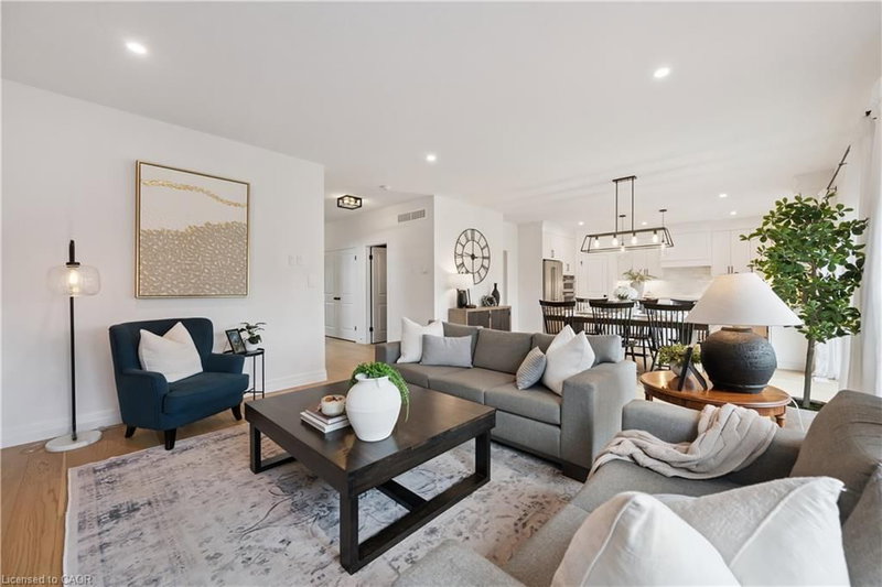 415 Rogers Road photo 3