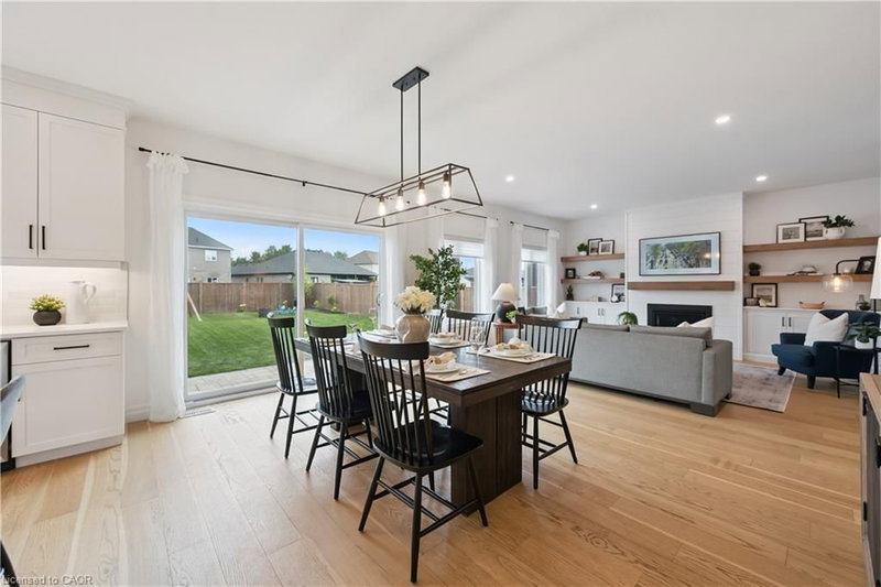415 Rogers Road photo 4