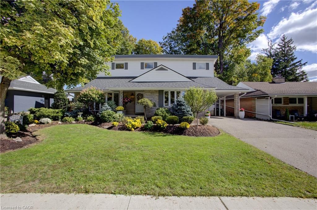 Single Family Residence for sale at 24 Valewood Place, Kitchener, ON, N2H 4N6 - Uptown Waterloo/North Ward - MLS: 40871405