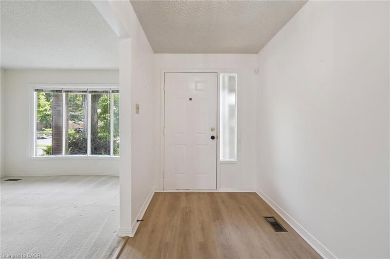 167 Westvale Drive photo 4