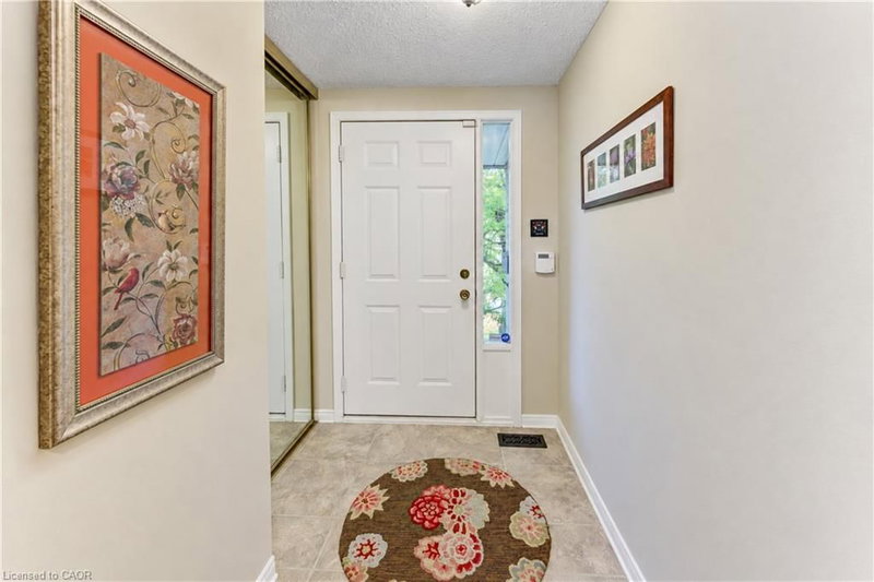406 Craigleith Drive photo 5