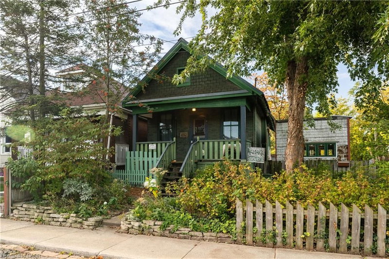 192 Grenfell Street photo 2