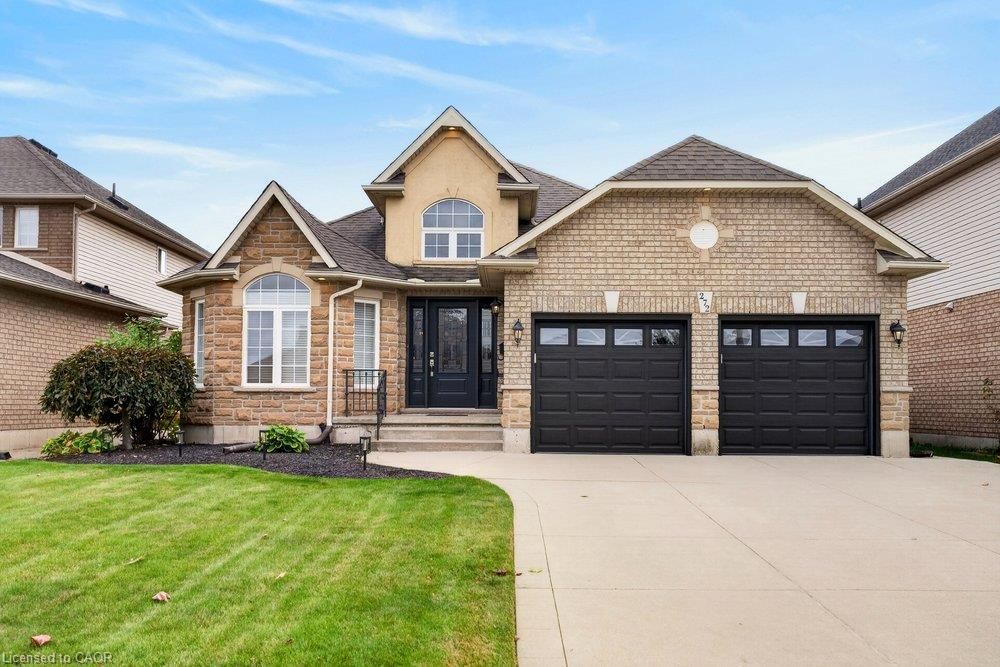 Single Family Residence for sale at 272 Gatestone Drive, Stoney Creek, ON, L8J 3Y8 - Leckie Park/Highland - MLS: 40871645