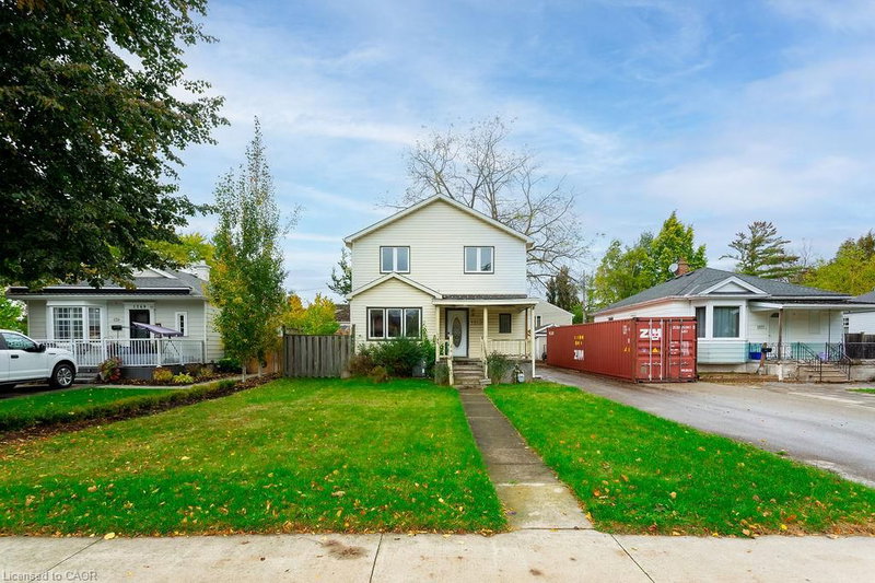 1353 Birch Avenue photo 1