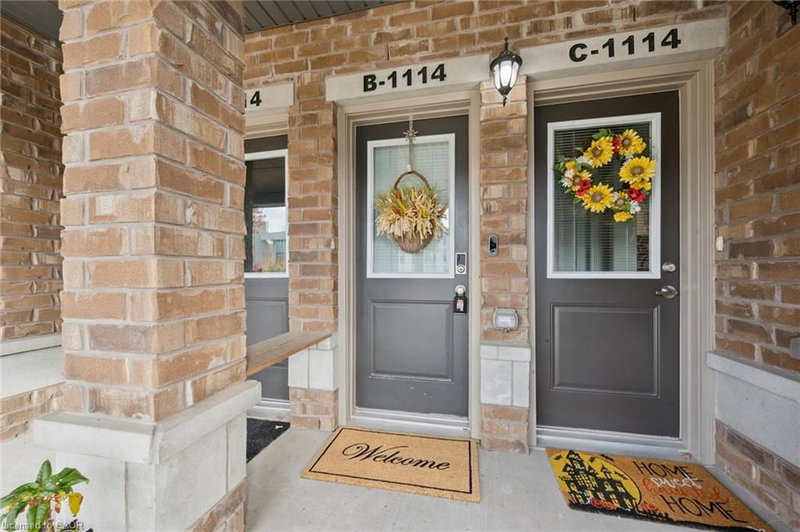 1114 Fairway Road N photo 4