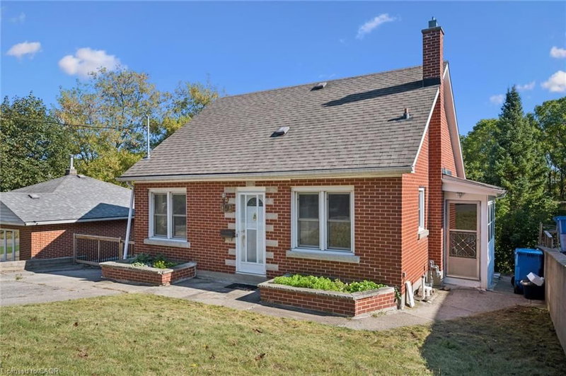 191 Grove Street photo 3
