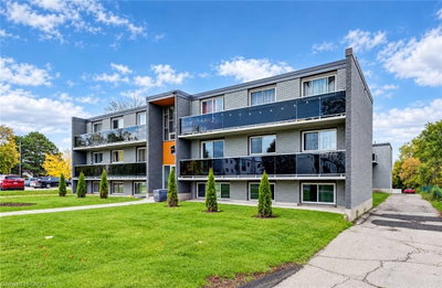 21 - 82 Elgin Street S