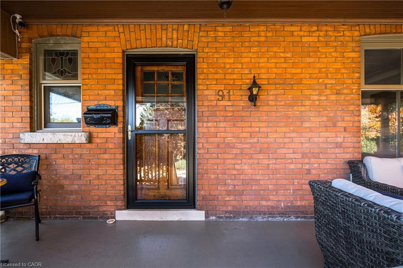 91 Mountain Avenue photo 3