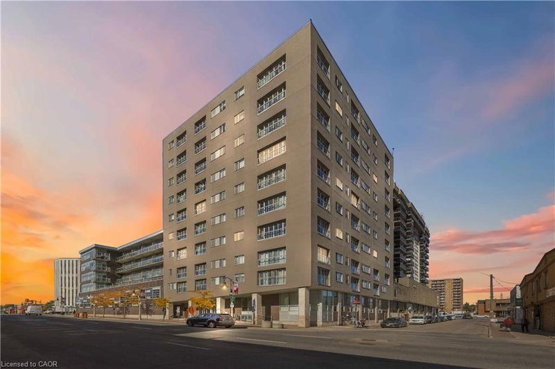 44 Bond Street W photo 1