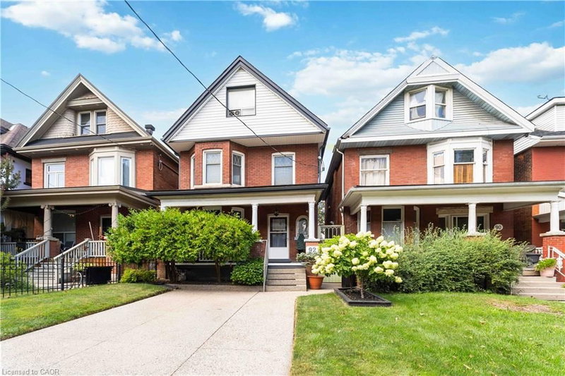 92 Burris Street photo 2