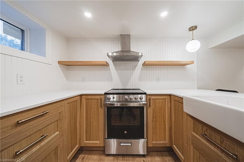 Lower - 113 Erin Avenue