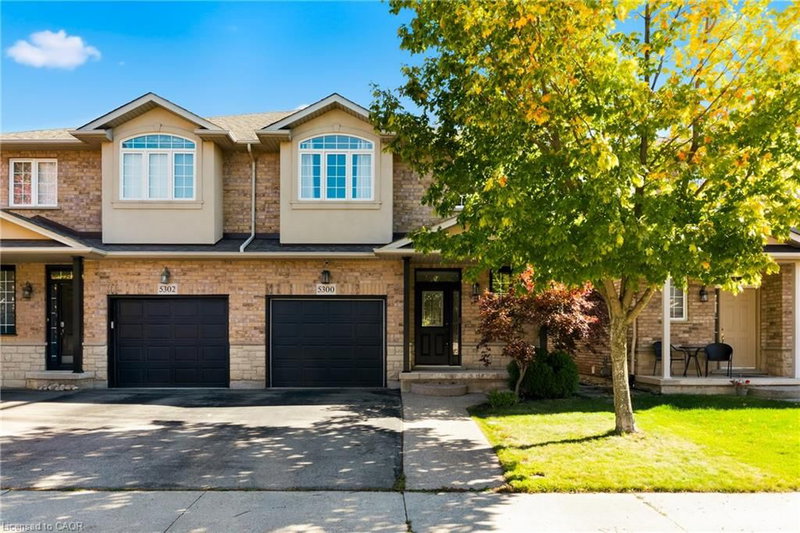 5300 Picketts Way photo 1