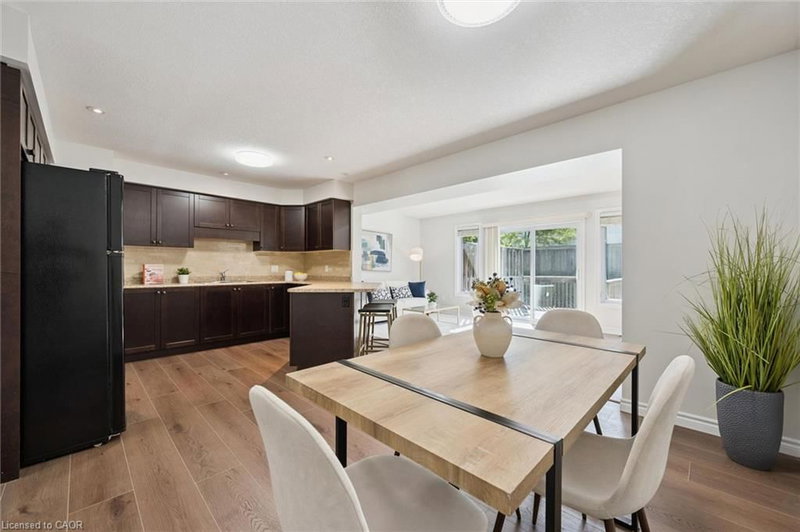 555 Chablis Drive photo 2