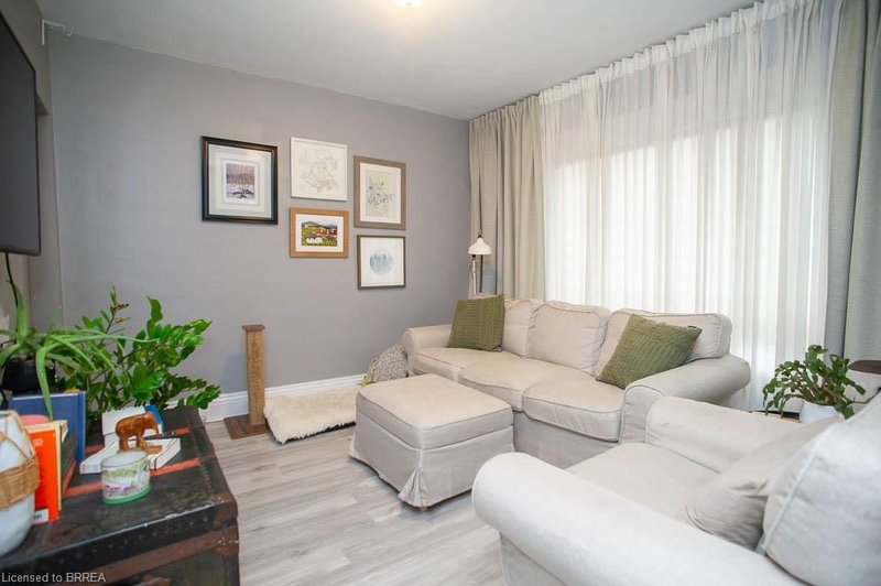 234 Sheridan Street photo 5