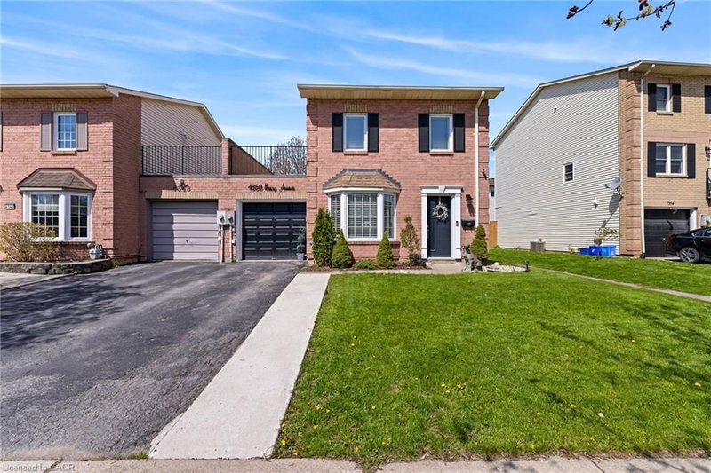 4350 Henry Avenue photo 4