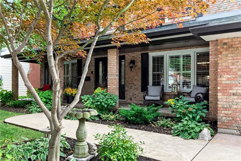 29 Woodside Drive photo 2