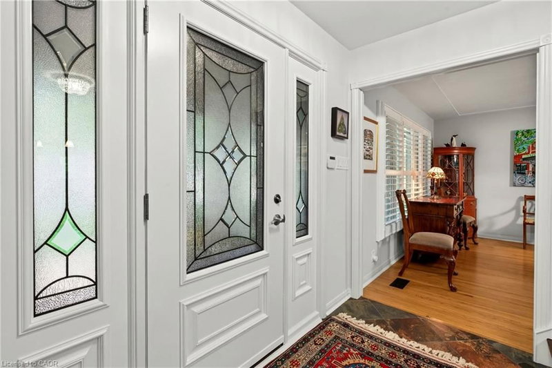 29 Woodside Drive photo 4